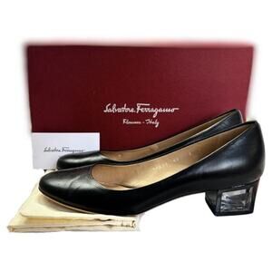 SALVATORE FERRAGAMO Black Leather Ninfea Lucite Block Heel Pumps Sz 8